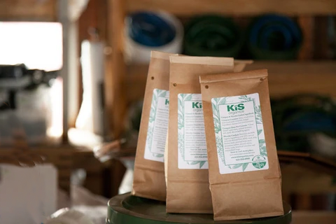 The Ultimate Compost Tea Guide – KiS Organics